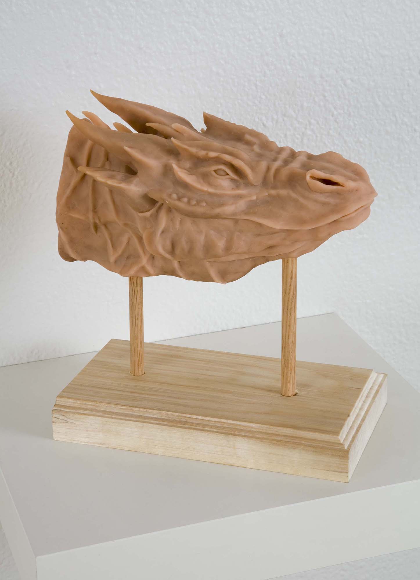 Model of a dragon head