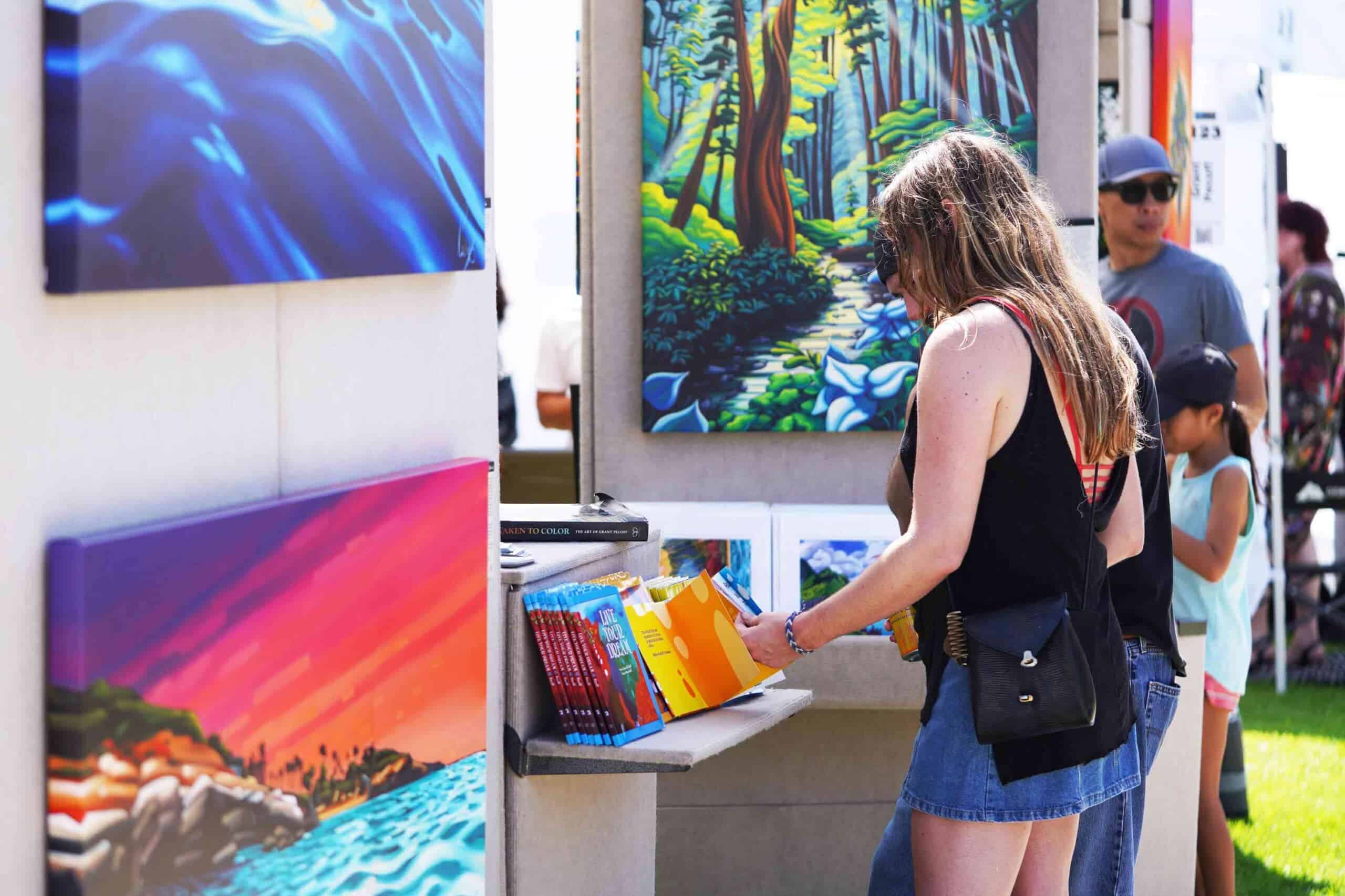 Art Education and Entrepreneurship: Teaching Students to Market Their Creativity