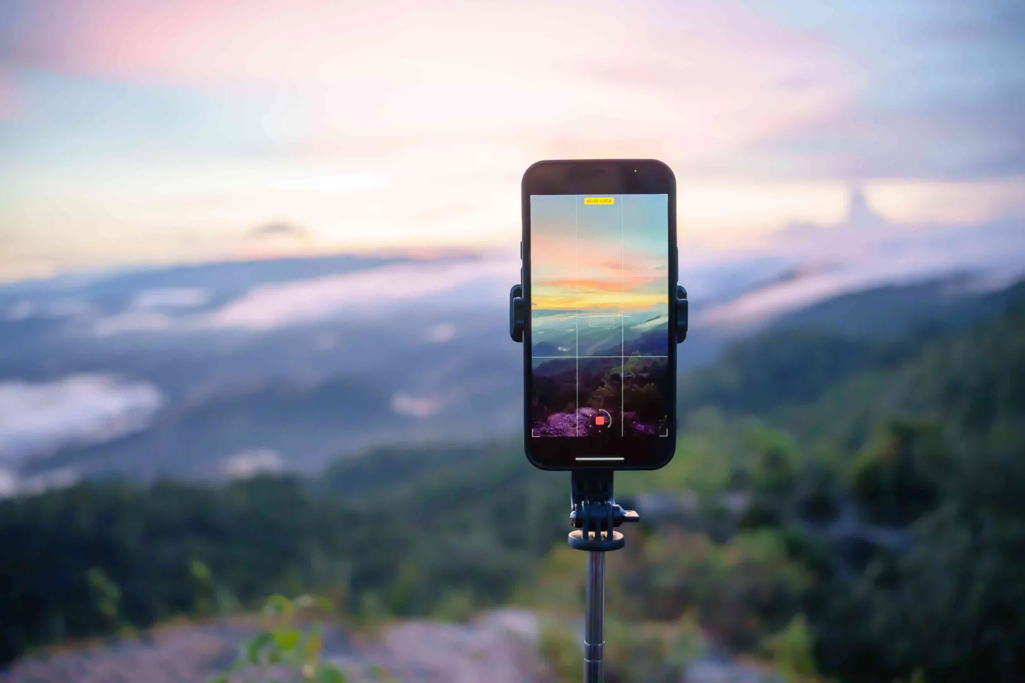 Smartphone Pro Mode: Computational Tools for Print-Ready Photos